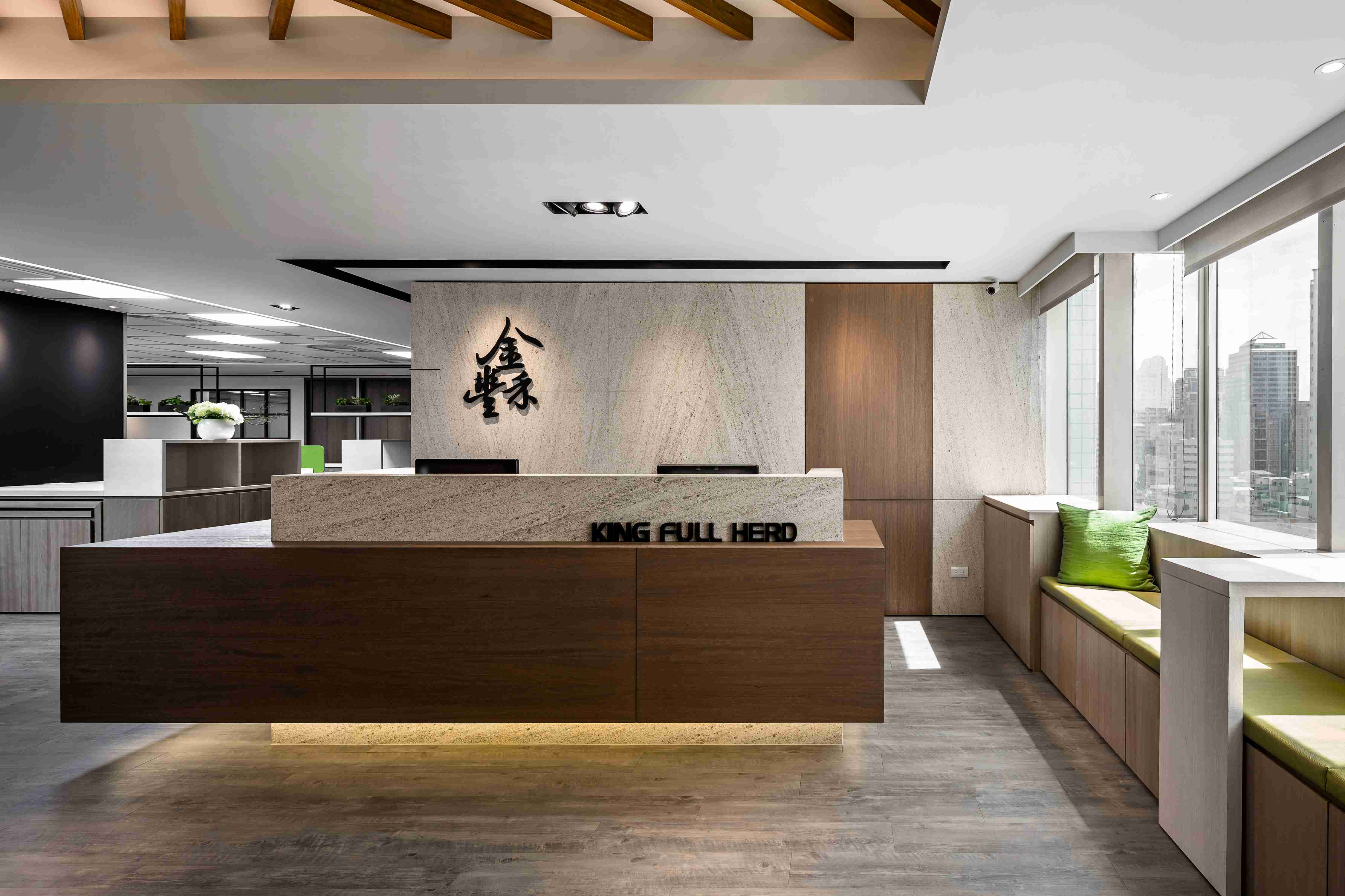 現(xiàn)代辦公室裝修_金豐禾